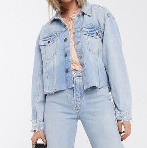 We The Free By Free People Amelia Distressed Cropped Denim Oversized Jacket XS